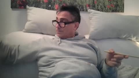 Sexurbation online show from January 1, 3:03 pm