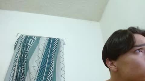 Snapshot of sexx_trip chatting on December 26, 3:20 pm Axel online show from December 26, 3:20 pm