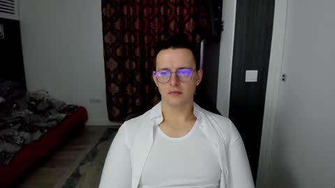 Sexxymuscles4U online show from February 16, 8:34 am