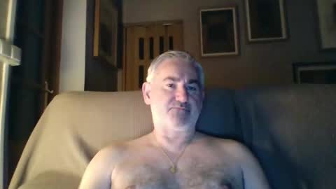 Antonio online show from December 12, 5:48 pm