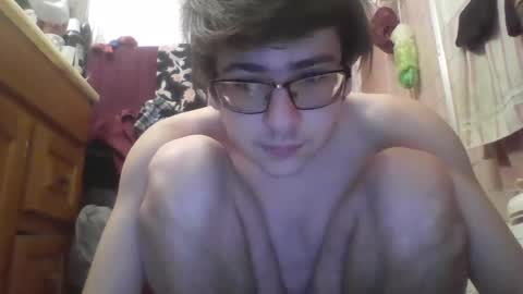 Snapshot of sexyjojo2222 chatting on December 19, 5:40 am sexyjojo2222 online show from December 19, 5:40 am