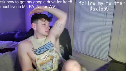 Snapshot of sexylax69 chatting on March 4, 1:34 am sexylax69 online show from March 4, 1:34 am
