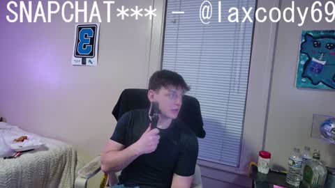 Snapshot of sexylax69 chatting on January 21, 12:46 am sexylax69 online show from January 21, 12:46 am