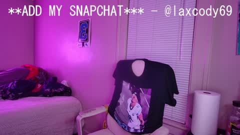 Snapshot of sexylax69 chatting on January 30, 1:33 am sexylax69 online show from January 30, 1:33 am