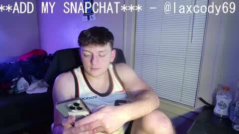 Snapshot of sexylax69 chatting on January 7, 1:39 am sexylax69 online show from January 7, 1:39 am