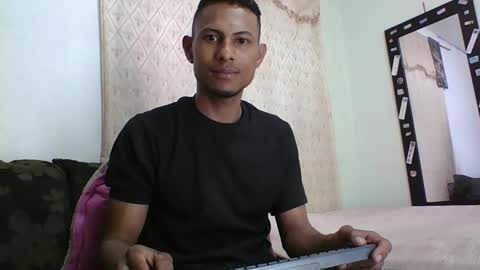 Sexy leon online show from March 20, 8:29 am