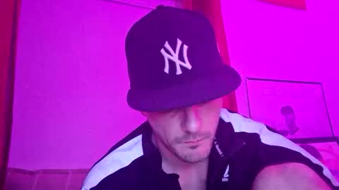 shalom77712327 online show from April 14, 4:45 am