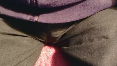 shapelyhelm1 online show from February 25, 11:22 am