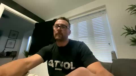 Sharksboy online show from February 14, 7:03 am