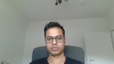 sharmamanxyz online show from February 25, 10:26 am