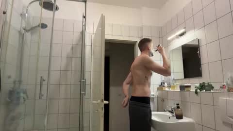 phil. online show from November 3, 6:10 pm