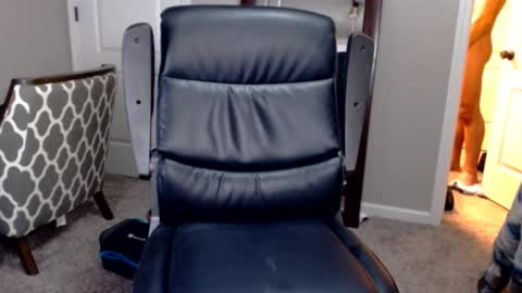 shimmyloe online show from January 15, 8:07 am