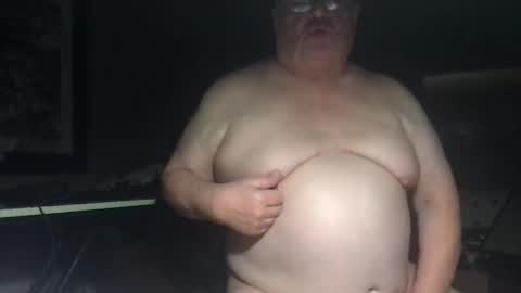 shortbeef11 online show from December 16, 6:21 am