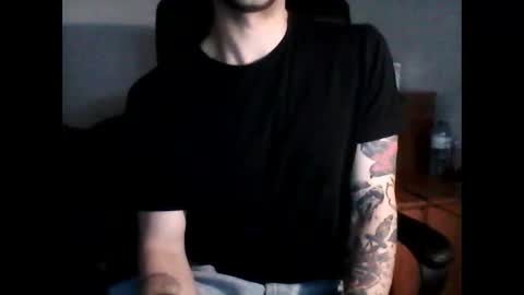 shyboyhugecum2020 online show from January 7, 3:26 am