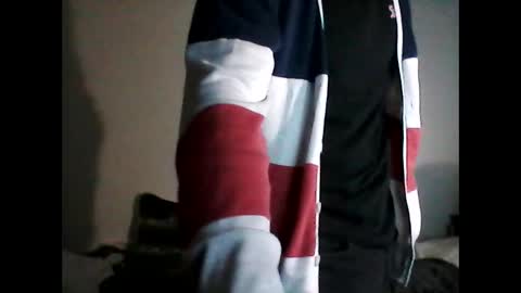 shyboyhugecum2020 online show from February 1, 3:08 am