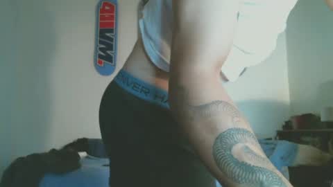 shyboyhugecum2020 online show from October 11, 3:10 am