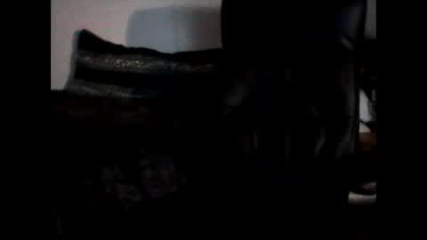 shyboyhugecum2020 online show from January 13, 4:39 am