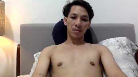 TwinkSimon online show from February 18, 2:04 pm