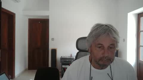 Simon online show from April 27, 10:01 am