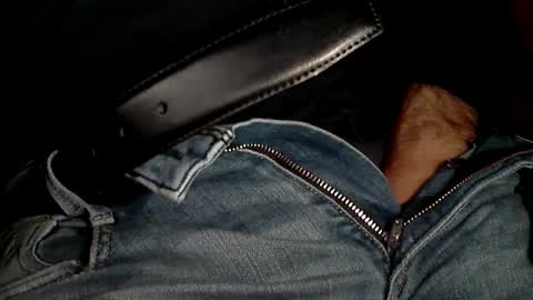 Snapshot of sinthesi chatting on January 5, 6:35 am Alex online show from January 5, 6:35 am