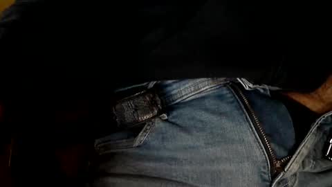 Snapshot of sinthesi chatting on October 31, 12:41 pm Alex online show from October 31, 12:41 pm