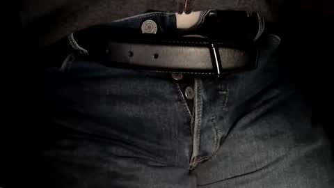 Snapshot of sinthesi chatting on October 26, 5:42 am Alex online show from October 26, 5:42 am