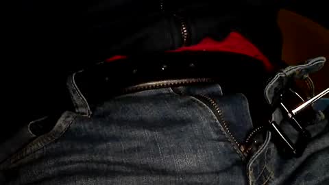 Snapshot of sinthesi chatting on January 19, 7:25 am Alex online show from January 19, 7:25 am