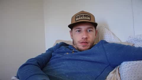Snapshot of siscohater chatting on September 18, 9:39 pm James online show from September 18, 9:39 pm