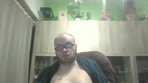 sixten113 online show from April 3, 5:10 pm