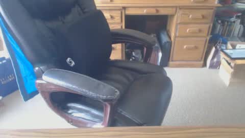 sjbottomboi online show from March 10, 6:56 pm