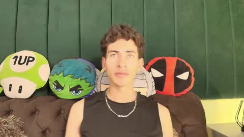 skinny jean  online show from February 20, 8:32 pm