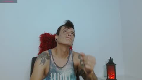 skinnydevil1 online show from February 15, 4:18 am