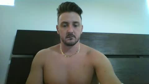 skinnyguylongdick1 online show from January 25, 7:39 pm