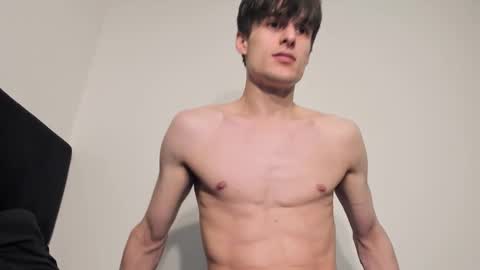 skinnyguywithbigd online show from November 10, 3:44 am