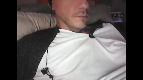 Snapshot of skippy6988 chatting on October 20, 6:34 pm Easy-E online show from October 20, 6:34 pm