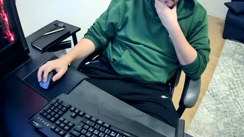 skullcandyyyy online show from April 8, 6:49 pm