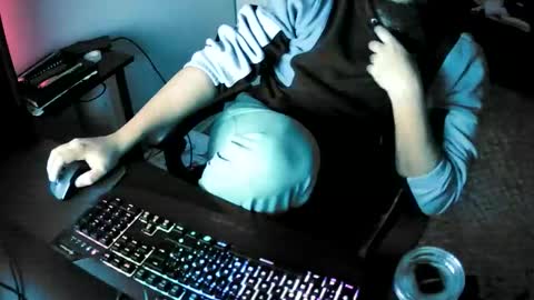 skullcandyyyy online show from March 16, 4:52 am