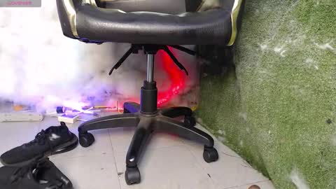 sky_walkerss online show from March 16, 5:44 am