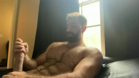 Skyler Flexes online show from August 1, 5:56 pm