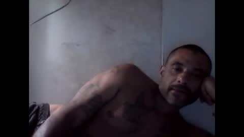 slickstre online show from May 25, 7:36 am
