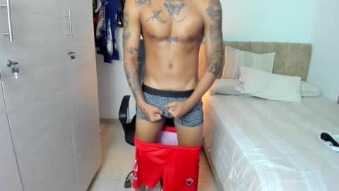 slim_master12 online show from May 9, 11:39 pm