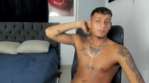 slim_master12 online show from July 19, 4:51 am
