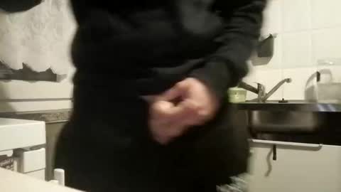 sluttytoyboy91 online show from November 17, 12:57 am