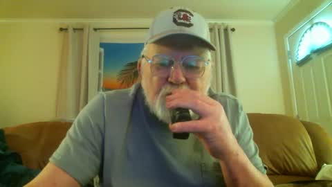 Snapshot of slydevi1 chatting on October 17, 8:46 pm Slydevil online show from October 17, 8:46 pm