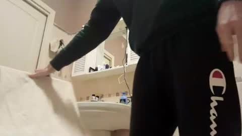 smallone8825 online show from February 7, 6:57 pm