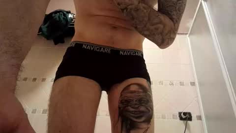 smallone8825 online show from April 14, 5:18 am