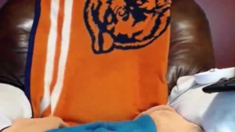 CJ online show from September 27, 8:50 pm