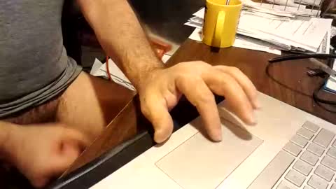 watchmecum online show from December 22, 11:35 pm