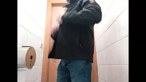 Manu  online show from February 27, 2:08 am