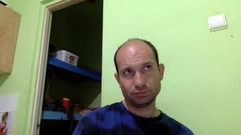 Snaiky online show from May 31, 7:59 pm